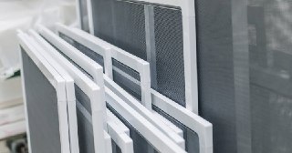 Москитные сетки на пластиковые окна Гай купить по цене от 938 руб.